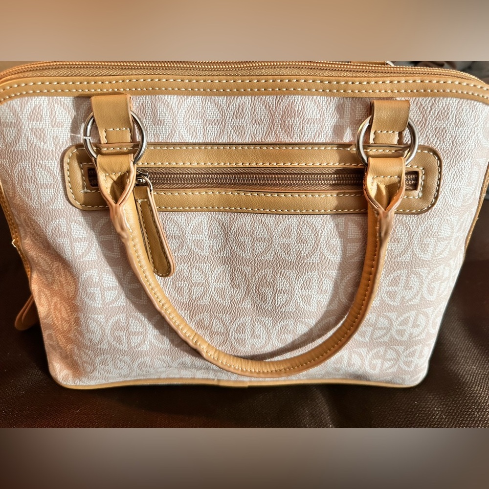 NWOT Giani Bernini Block Signature Dome Satchel, Created for Macy's - Picture 6 of 9